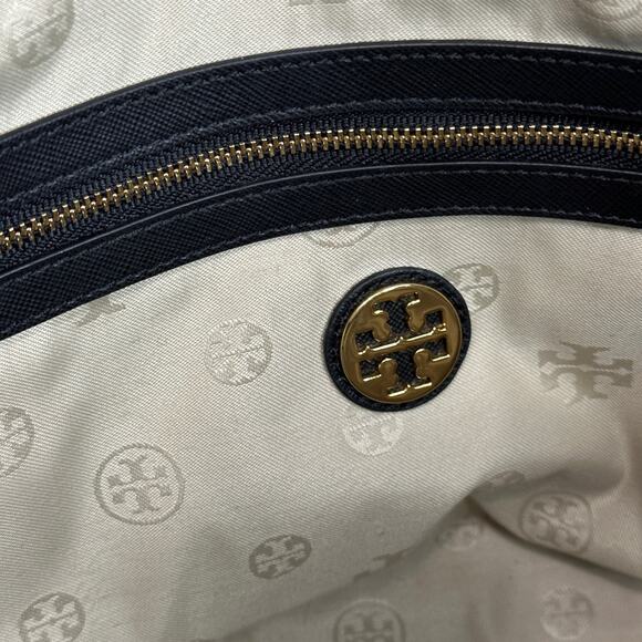 Tory Burch Robinson Double Zip Tote Bag in Black Leather - Picture 10 of 16